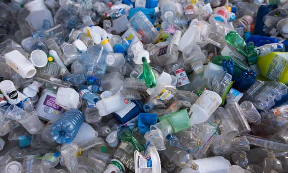 Canada government has began phasing out six harmful plastics as part of the plan to ban single-use plastics.